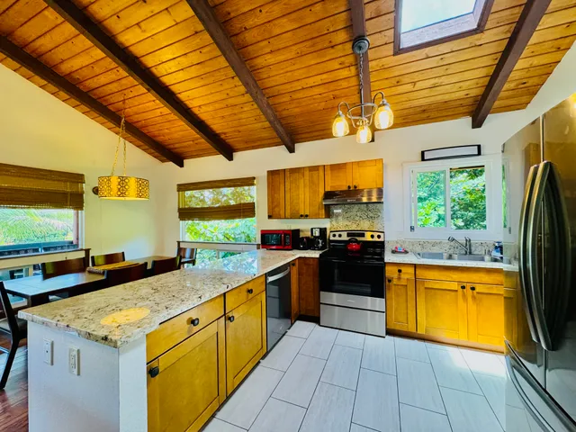 $4,250,000 | 4523 Uku Lii Place, Hanalei, HI 96714