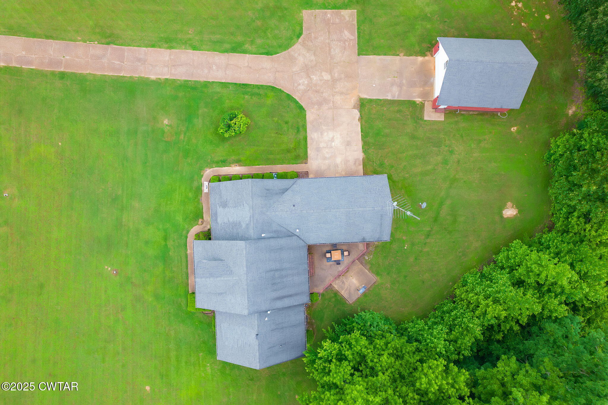 835 Oakview Loop Bolivar, TN 38008 - Photo 38 of 41 Completed-40