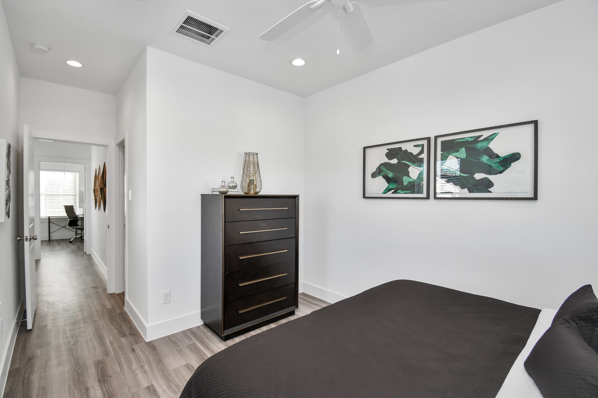 2007 Laverne Holw Lane, Unit B Houston, TX 77080 - Photo 19 of 29