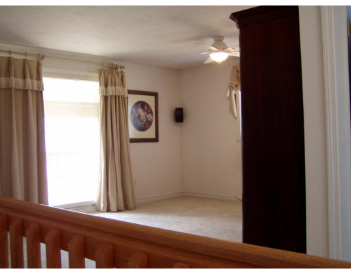 55 Pointe Rok Drive, Unit 55 Worcester, MA 01604 - Photo 5 of 6 Gallery Image 5