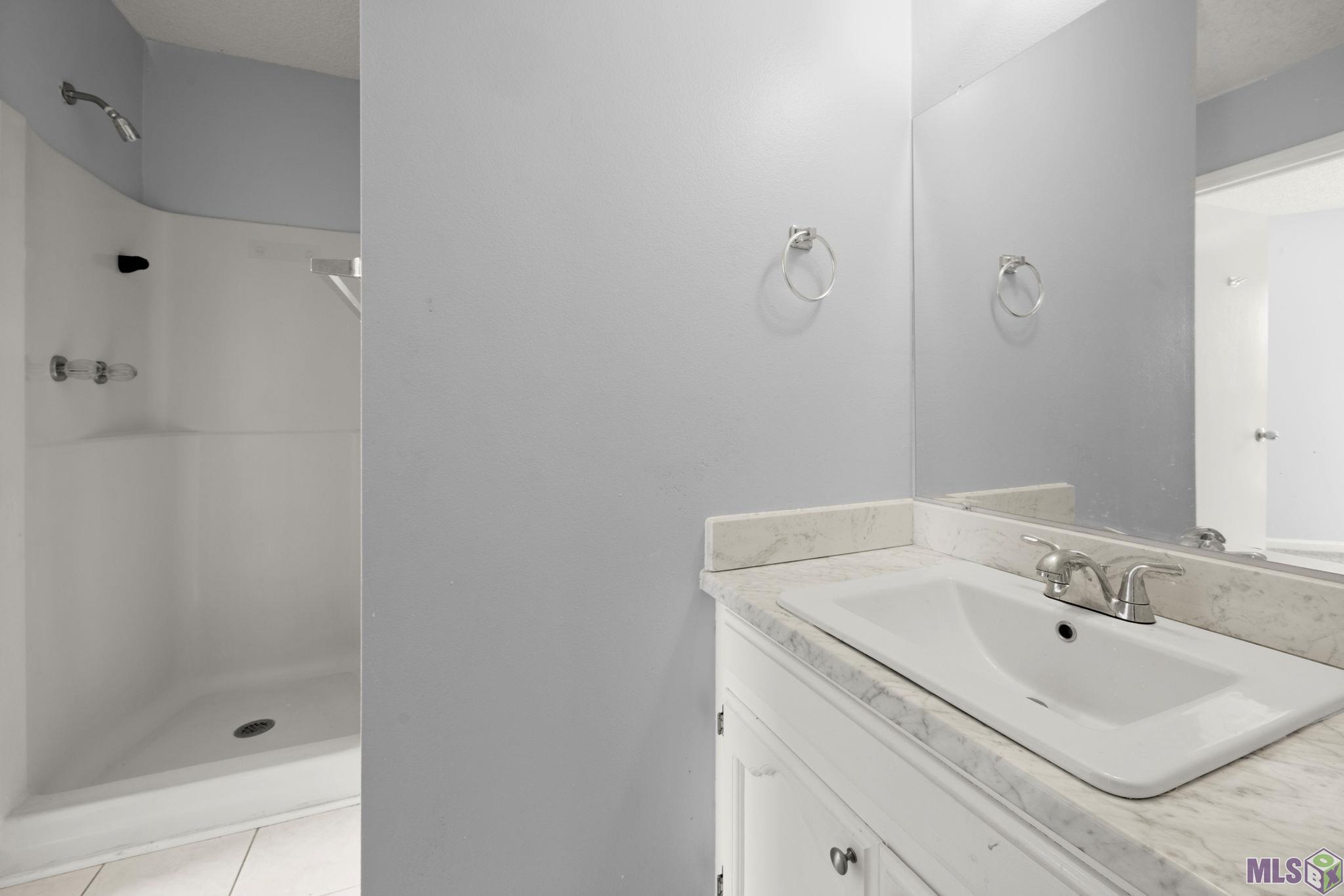 8091 Bayou Fountain Avenue Baton Rouge, LA 70820 - Photo 12 of 16