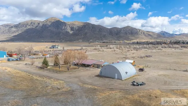 $475,000 | 3137 West 2500 North, Arco, ID 83213