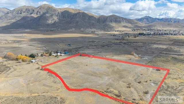 $475,000 | 3137 West 2500 North, Arco, ID 83213