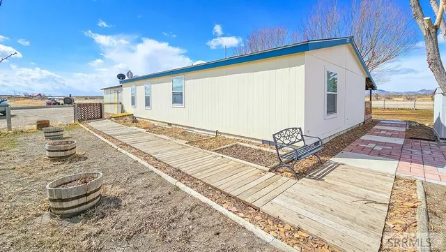 $475,000 | 3137 West 2500 North, Arco, ID 83213