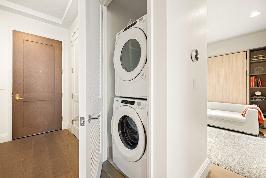 240 Devonshire Street, Unit 3603 Boston, MA 02110 - Photo 16 of 41 a utility room with dryer and washer