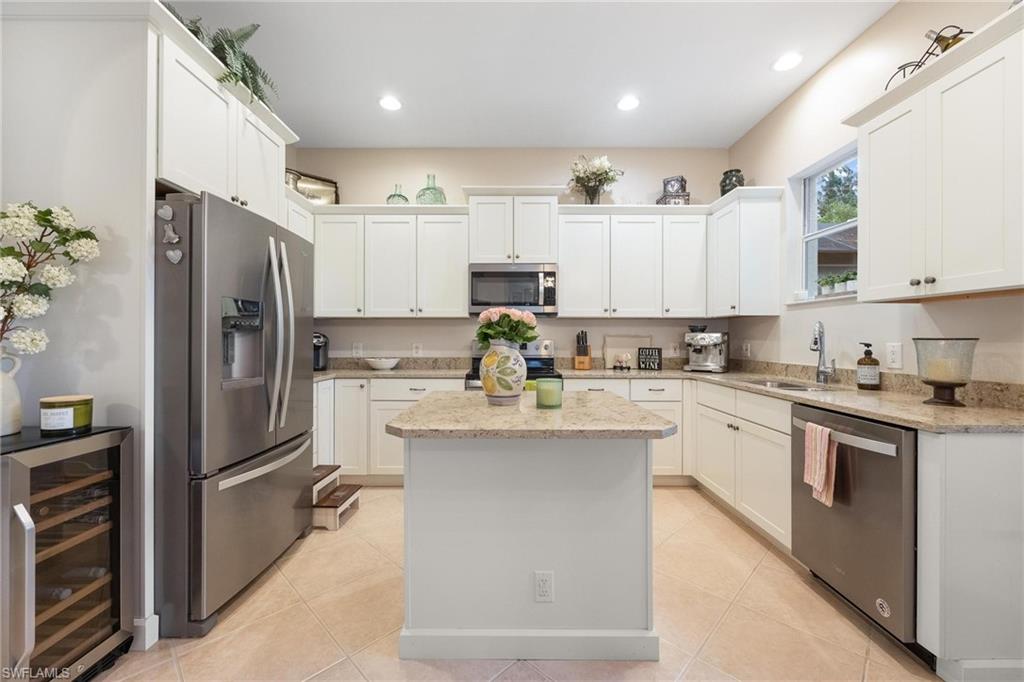 6034 Shallows Way Naples, FL 34109 - Photo 12 of 39 Gallery Image 12
