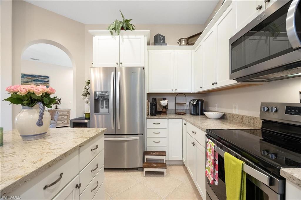 6034 Shallows Way Naples, FL 34109 - Photo 14 of 39 Gallery Image 14