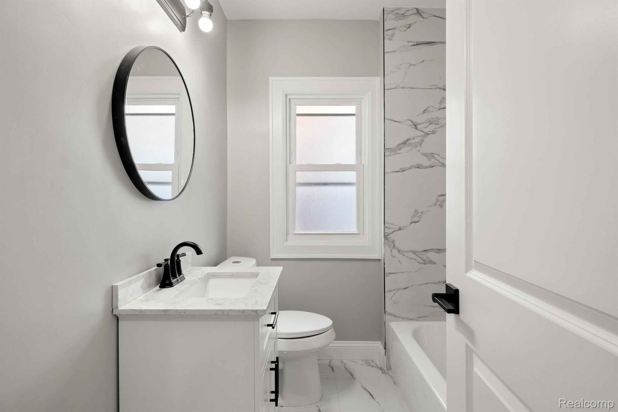 1415 Nottingham Road Grosse Pointe, MI 48230 - Photo 12 of 66 First floor bathroom