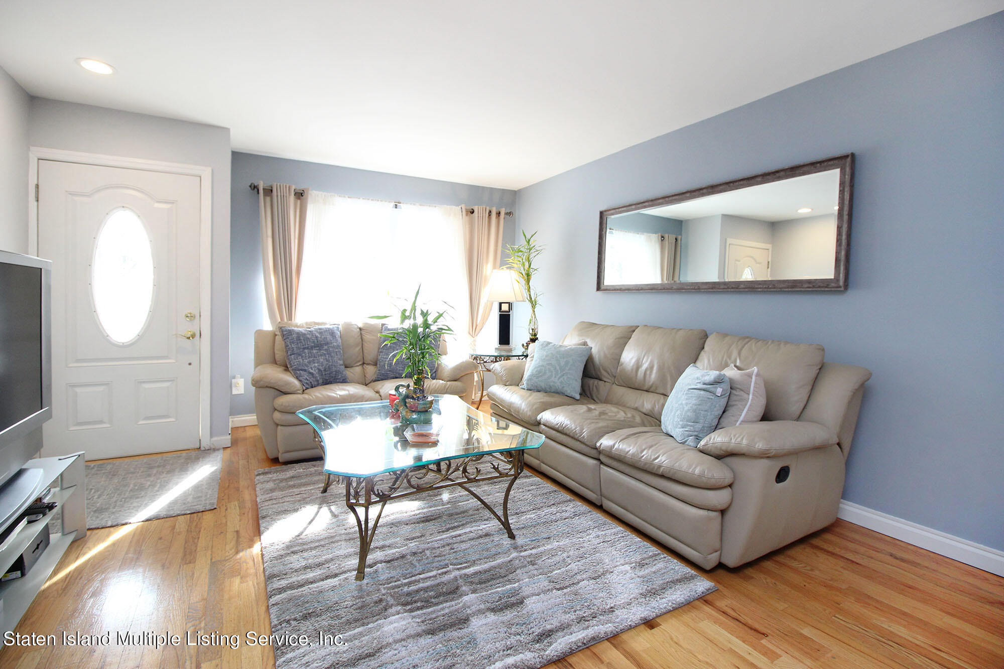 4732 Amboy Road Staten Island, NY 10312 - Photo 4 of 32 IMG_6972