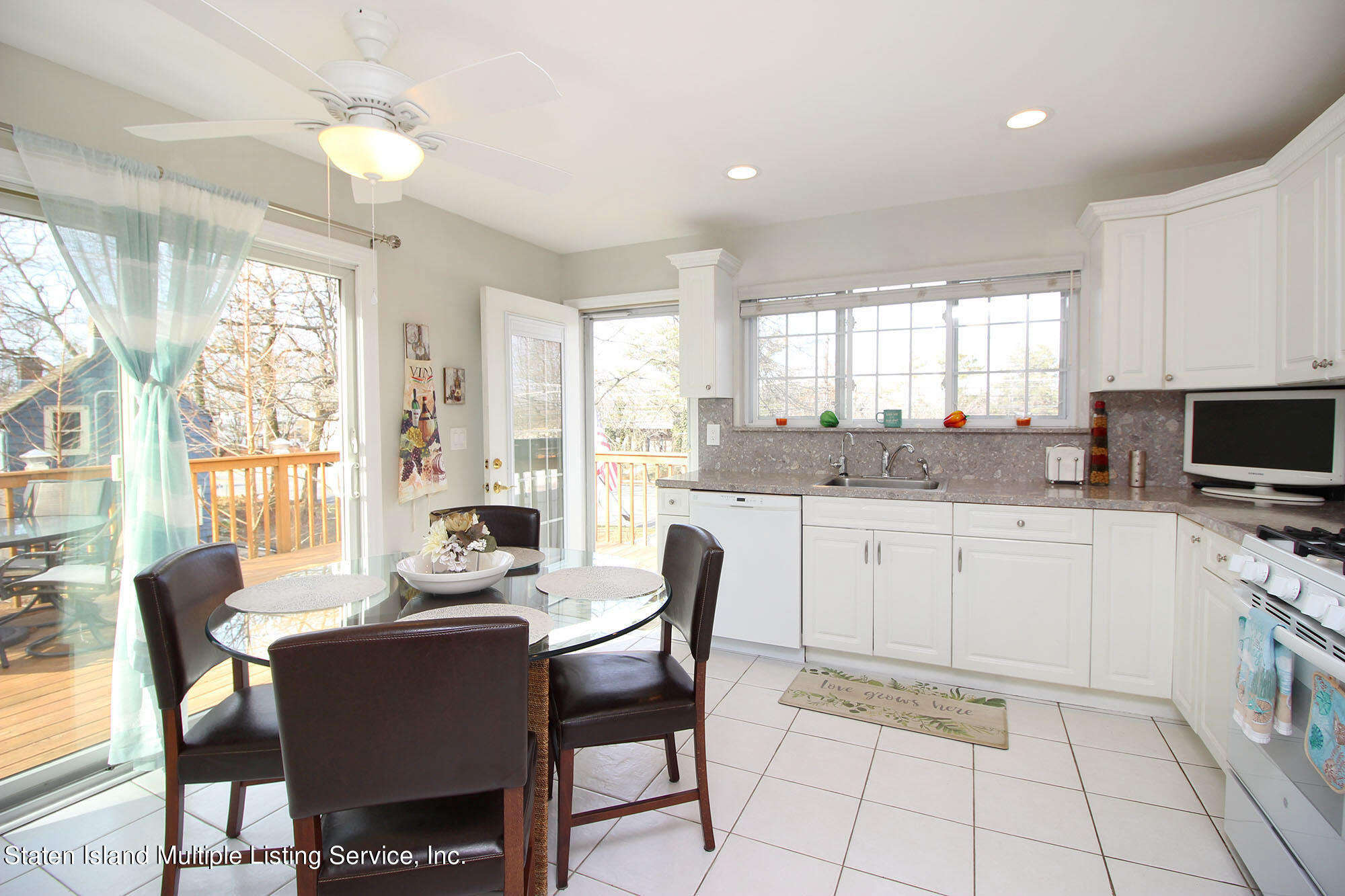 4732 Amboy Road Staten Island, NY 10312 - Photo 8 of 32 IMG_6979