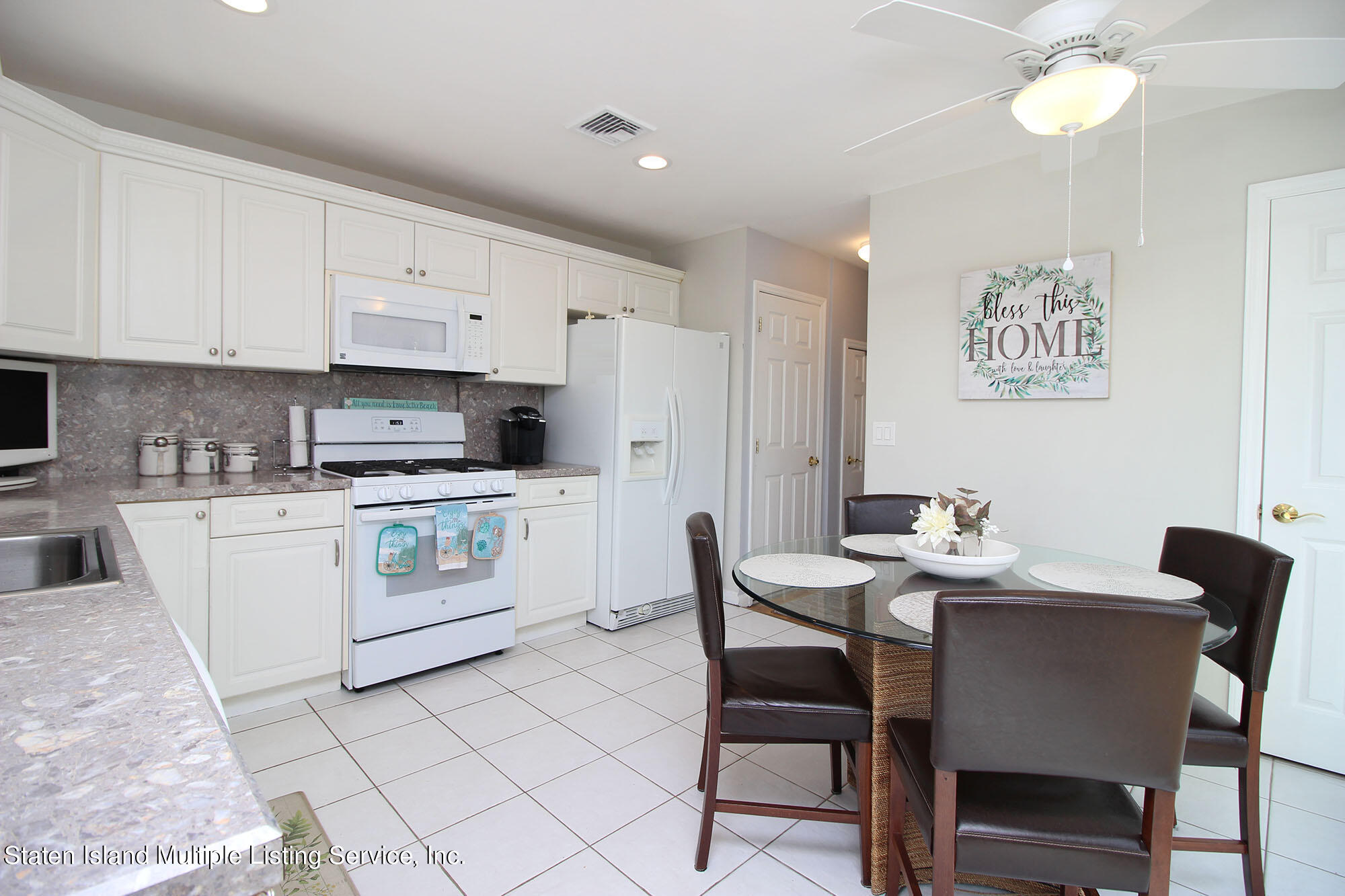 4732 Amboy Road Staten Island, NY 10312 - Photo 10 of 32 IMG_6980