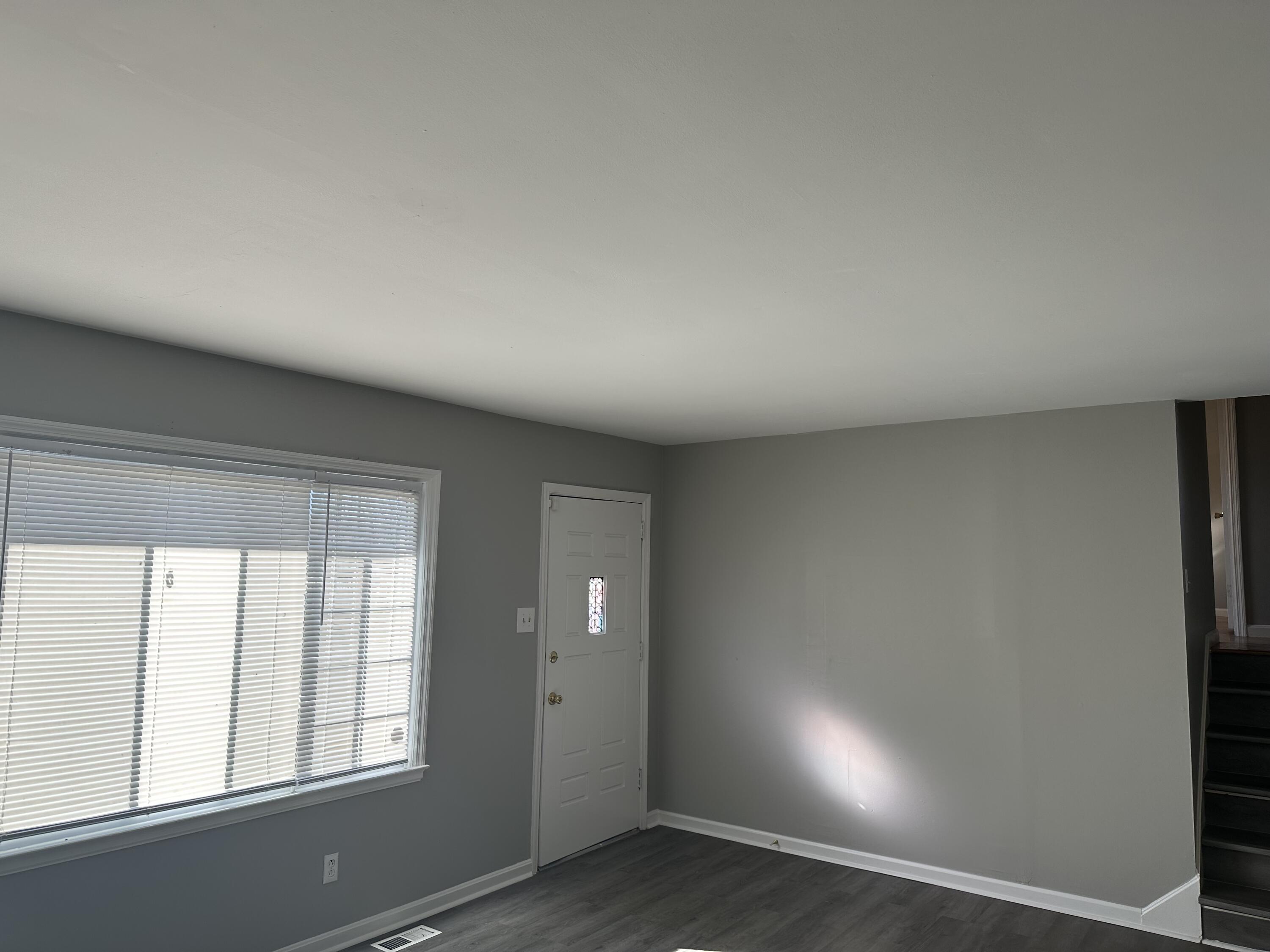 873 Honeysuckle Road Lexington, KY 40504 - Photo 2 of 20 IMG_6313
