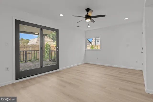 $650,000 | 35 Thimbleberry Lane, Levittown, PA 19054