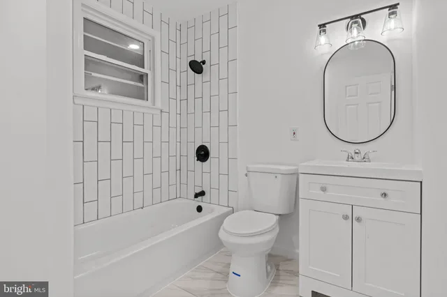 $650,000 | 35 Thimbleberry Lane, Levittown, PA 19054