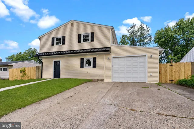 $650,000 | 35 Thimbleberry Lane, Levittown, PA 19054