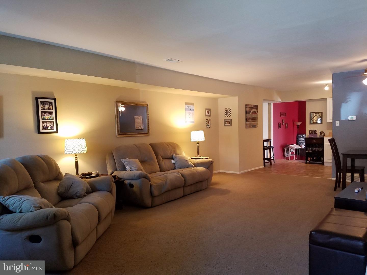 20 Markel Road Malvern, PA 19355 - Photo 3 of 25 Living Room