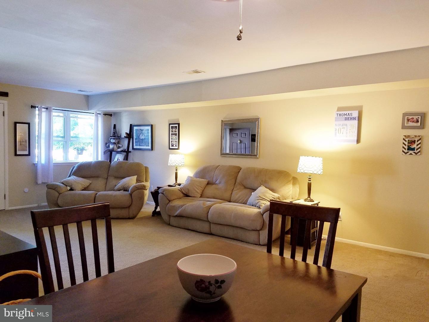 20 Markel Road Malvern, PA 19355 - Photo 6 of 25 Living Room