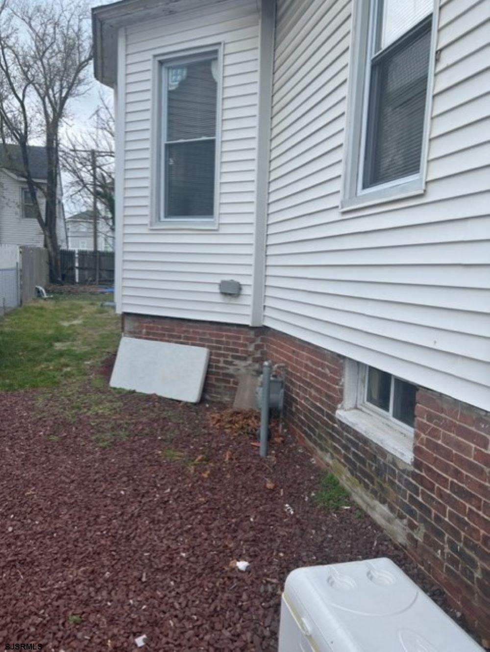 113 South Chester Avenue Pleasantville, NJ 08232 - Photo 7 of 7 a view of outdoor space and yard