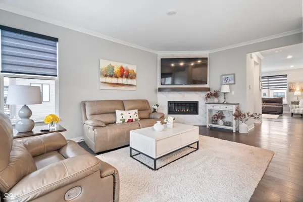 $2,995 | 661 Golborne Street, Carmel, IN 46032