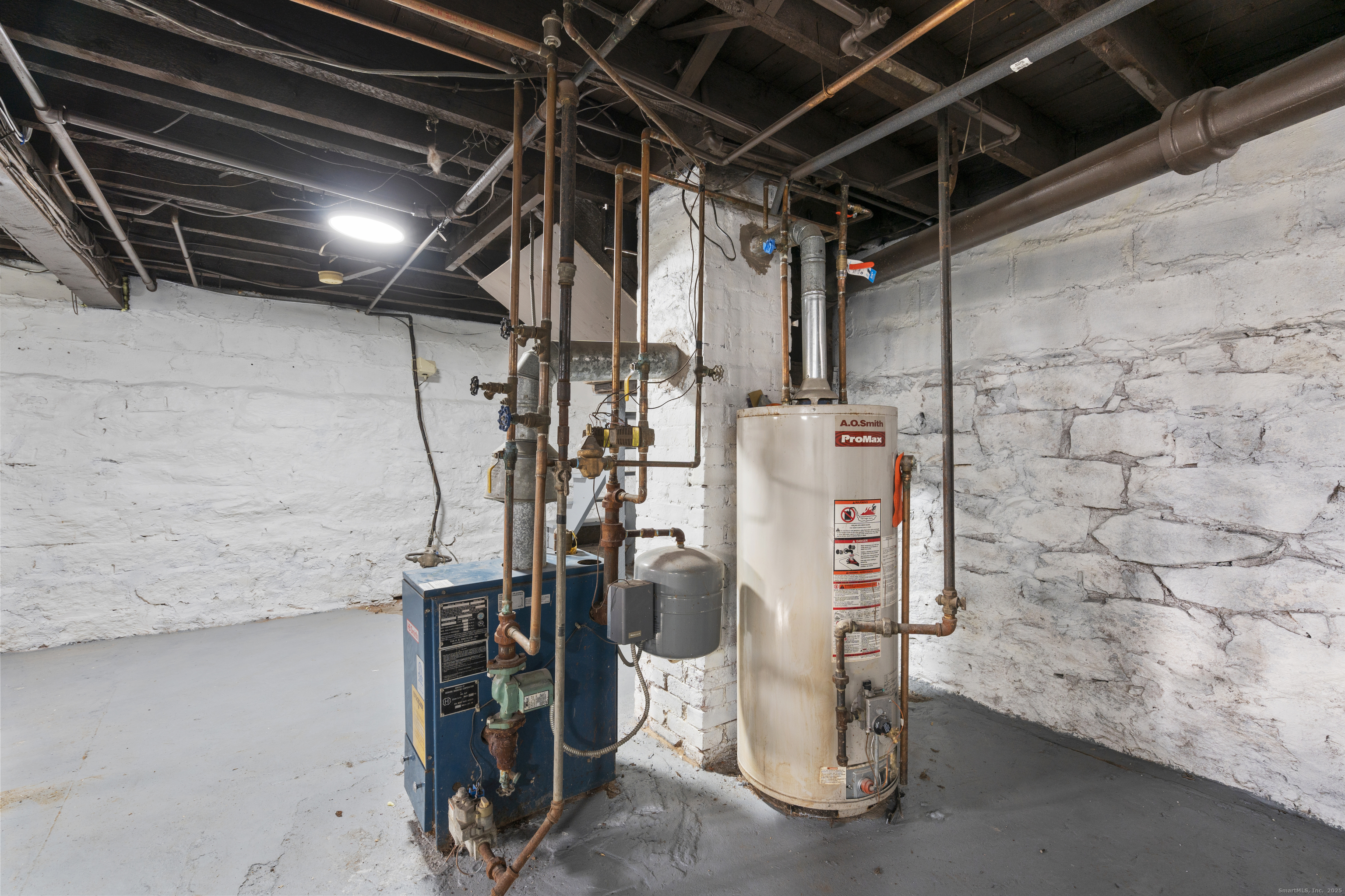 63 Irving Street Manchester, CT 06042 - Photo 32 of 39