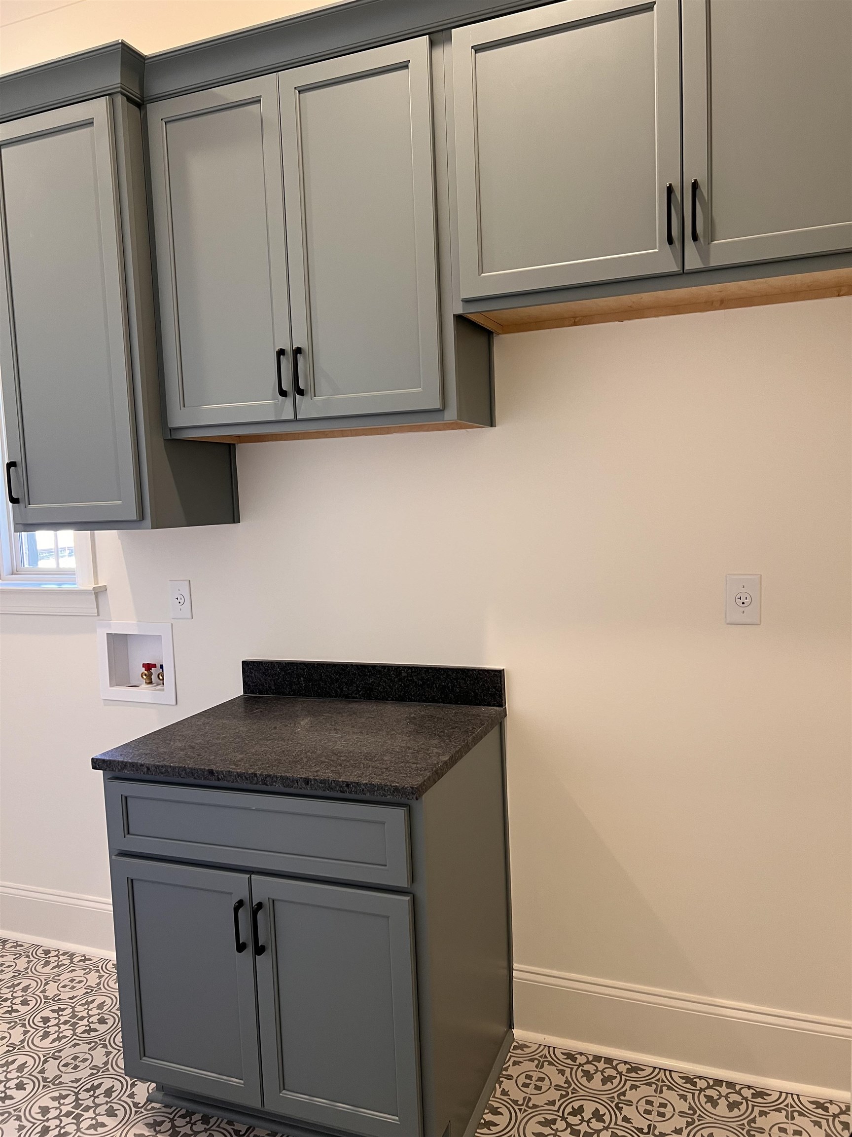 598 Cedar Shadows Circle West Collierville, TN 38017 - Photo 7 of 19 Laundry Room