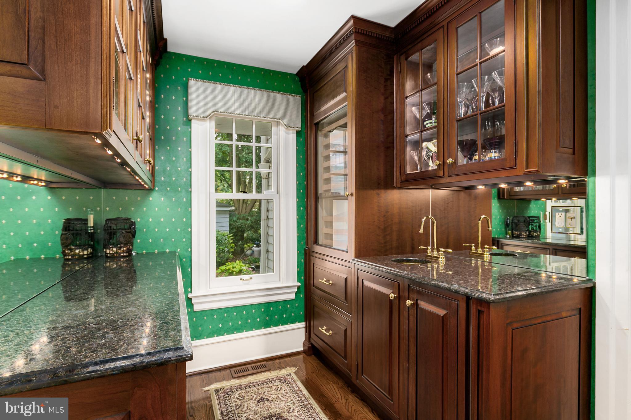 607 Bank Avenue Riverton, NJ 08077 - Photo 11 of 50