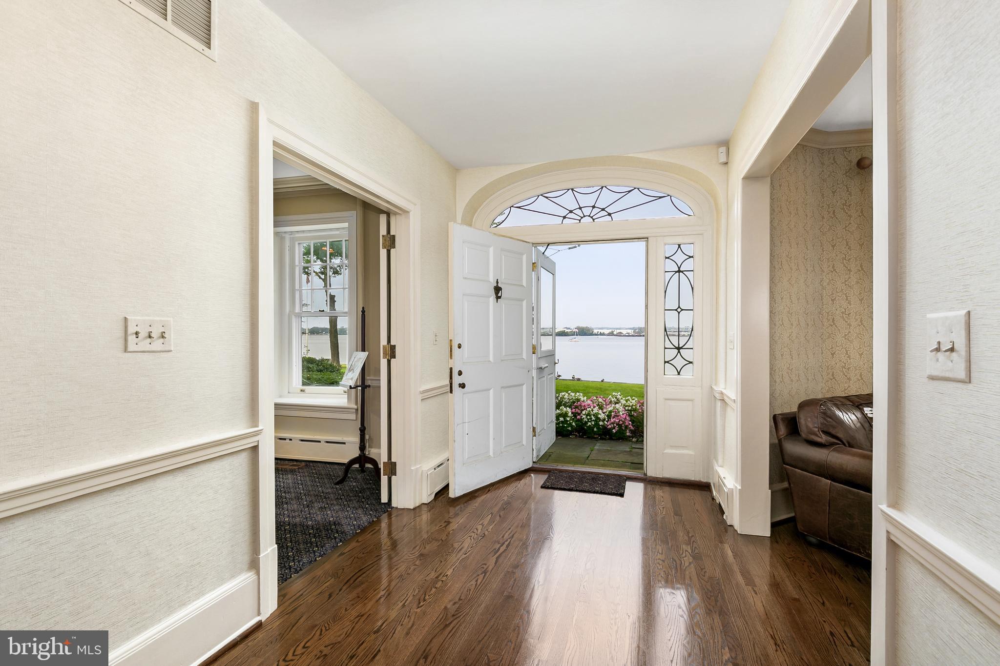 607 Bank Avenue Riverton, NJ 08077 - Photo 18 of 50