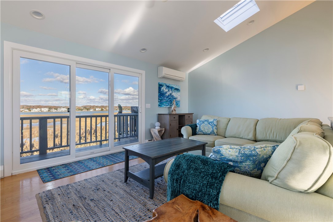 408 Atlantic Avenue Westerly, RI 02891 - Photo 20 of 36