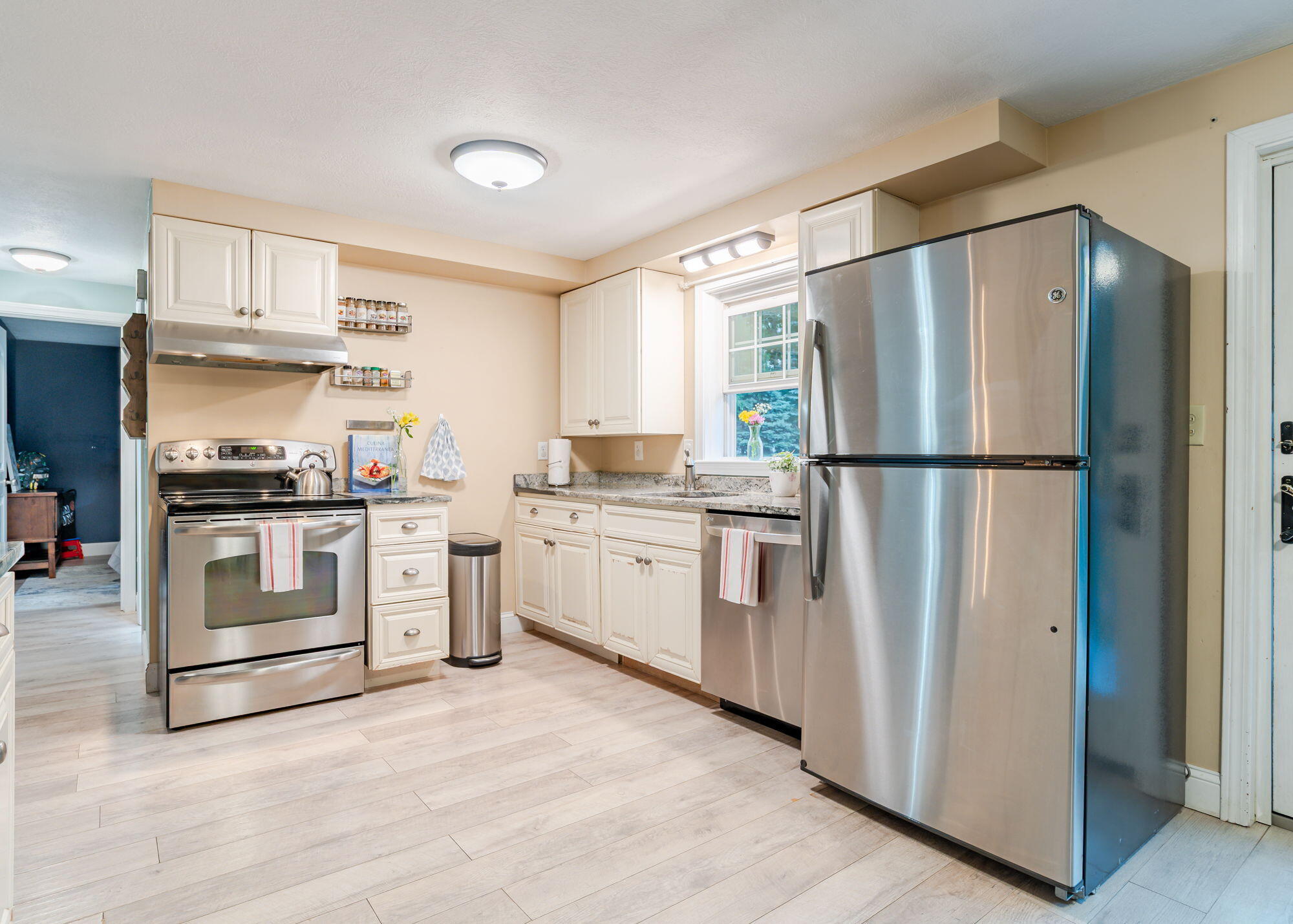 12 Shadagee Road Saco, ME 04072 - Photo 5 of 55 12ShadageeRd-Saco-11