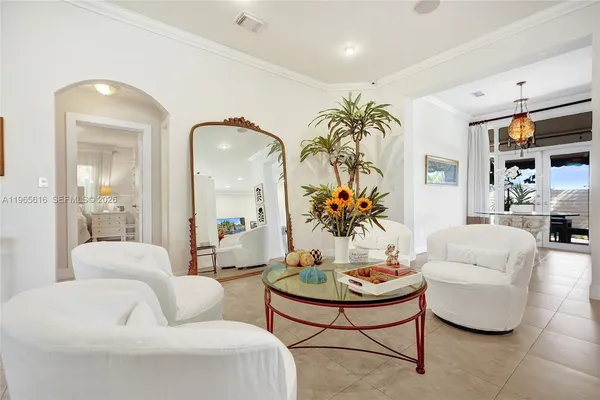 $895,000 | 471 Southwest 92nd Passage, Miami, FL 33174