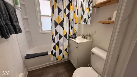 $1,000,000 | 5724 Julian Avenue, Indianapolis, IN 46219