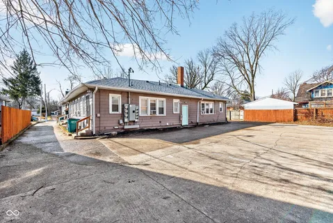 $1,000,000 | 5724 Julian Avenue, Indianapolis, IN 46219