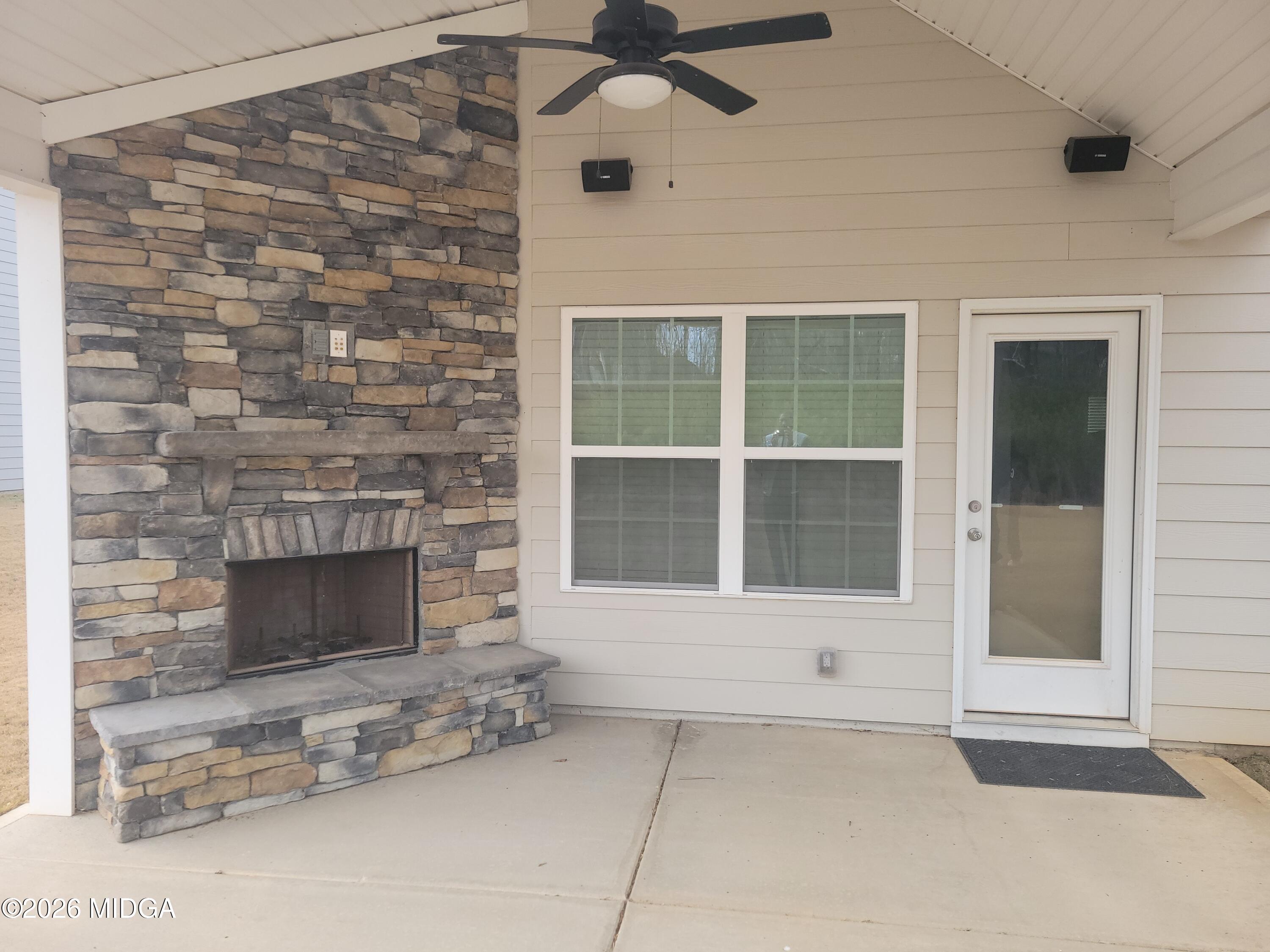 4604 Capulet Court Forsyth, GA 31029 - Photo 7 of 56 1000023769