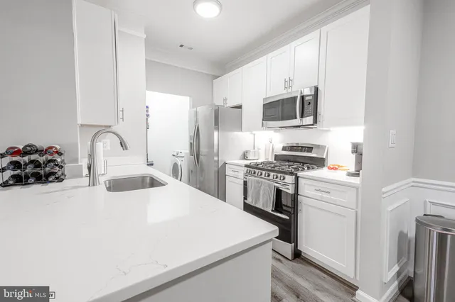 $2,500 | 502 Sunset View Terrace Southeast, Unit 107, Leesburg, VA 20175