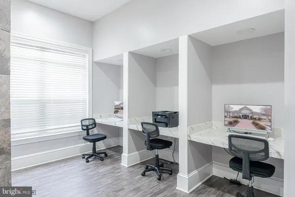 $2,350 | 502 Sunset View Terrace Southeast, Unit 107, Leesburg, VA 20175