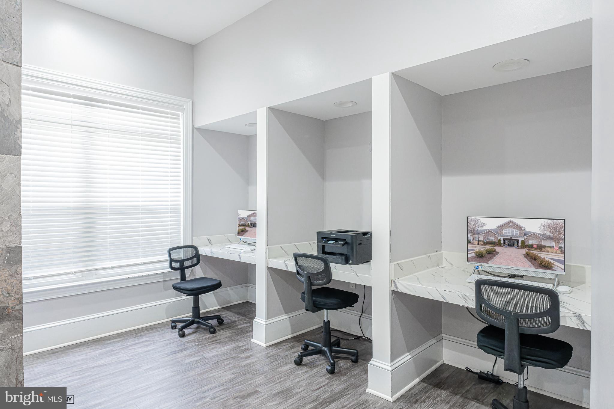 502 Sunset View Terrace Southeast, Unit 107 Leesburg, VA 20175 - Photo 15 of 26