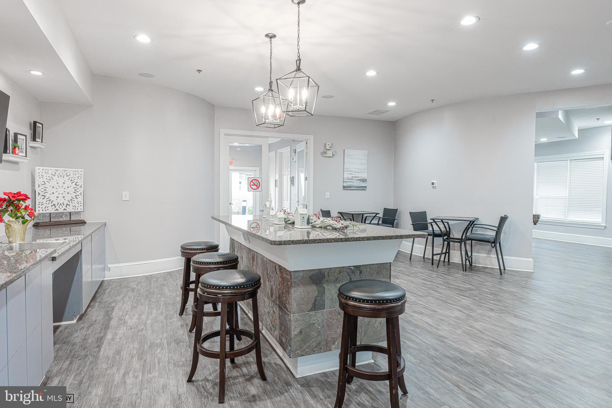 502 Sunset View Terrace Southeast, Unit 107 Leesburg, VA 20175 - Photo 18 of 26