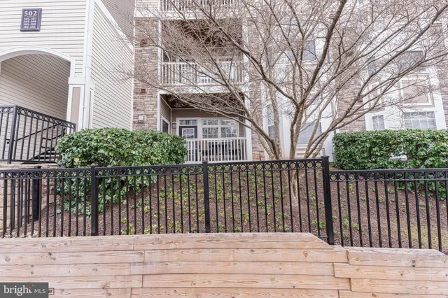 $2,500 | 502 Sunset View Terrace Southeast, Unit 107, Leesburg, VA 20175