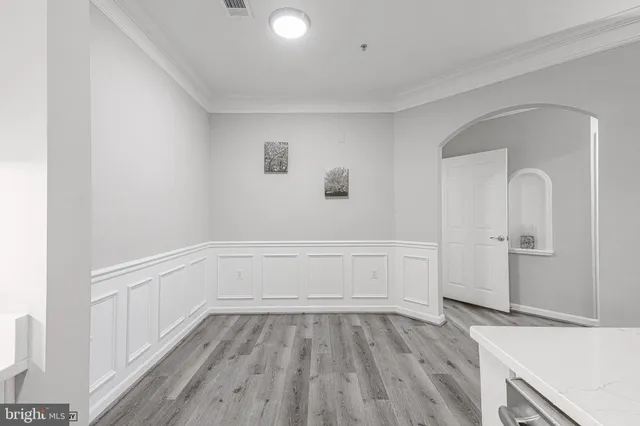 $2,500 | 502 Sunset View Terrace Southeast, Unit 107, Leesburg, VA 20175