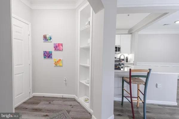 $2,350 | 502 Sunset View Terrace Southeast, Unit 107, Leesburg, VA 20175