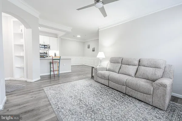 $2,350 | 502 Sunset View Terrace Southeast, Unit 107, Leesburg, VA 20175