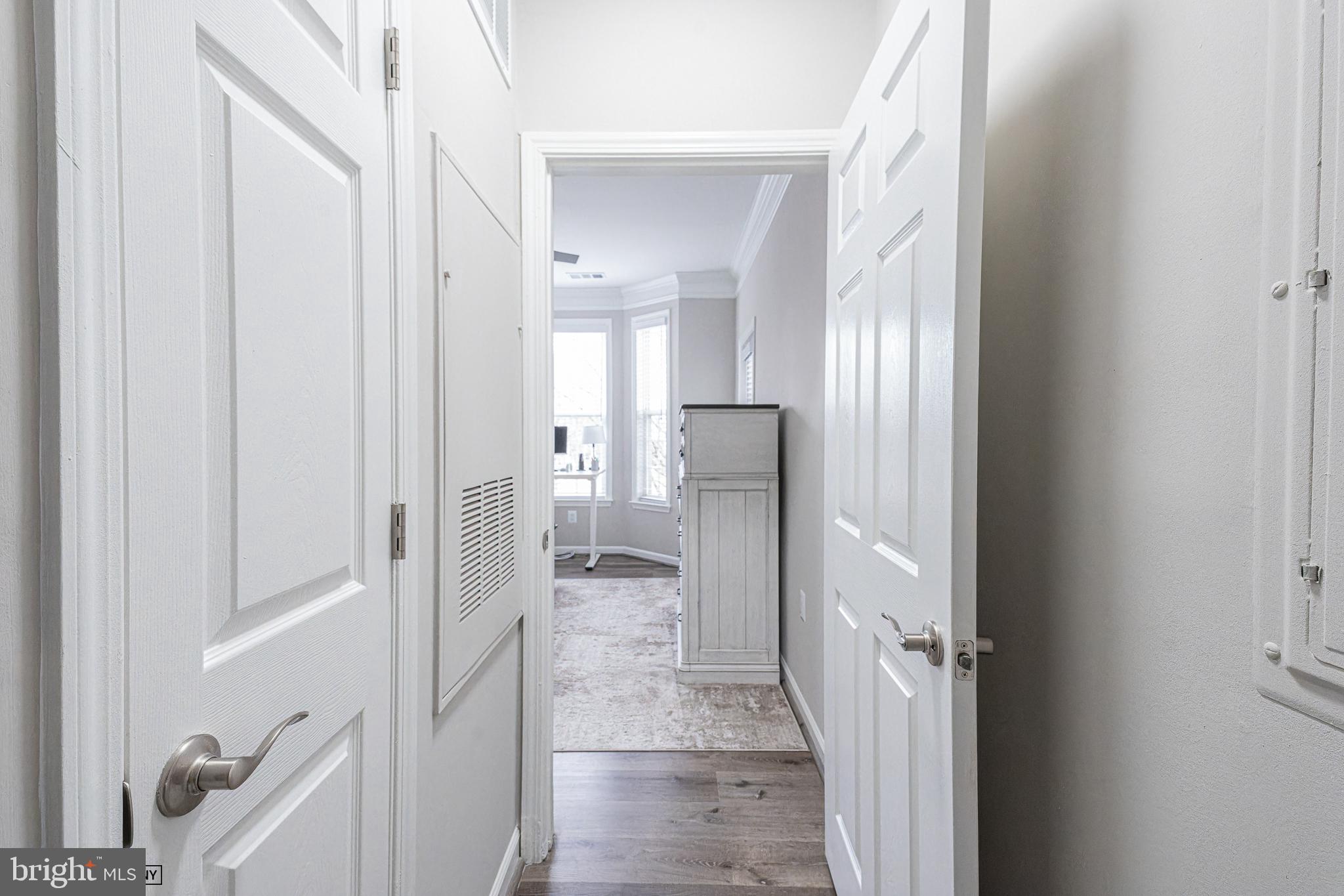 502 Sunset View Terrace Southeast, Unit 107 Leesburg, VA 20175 - Photo 8 of 26