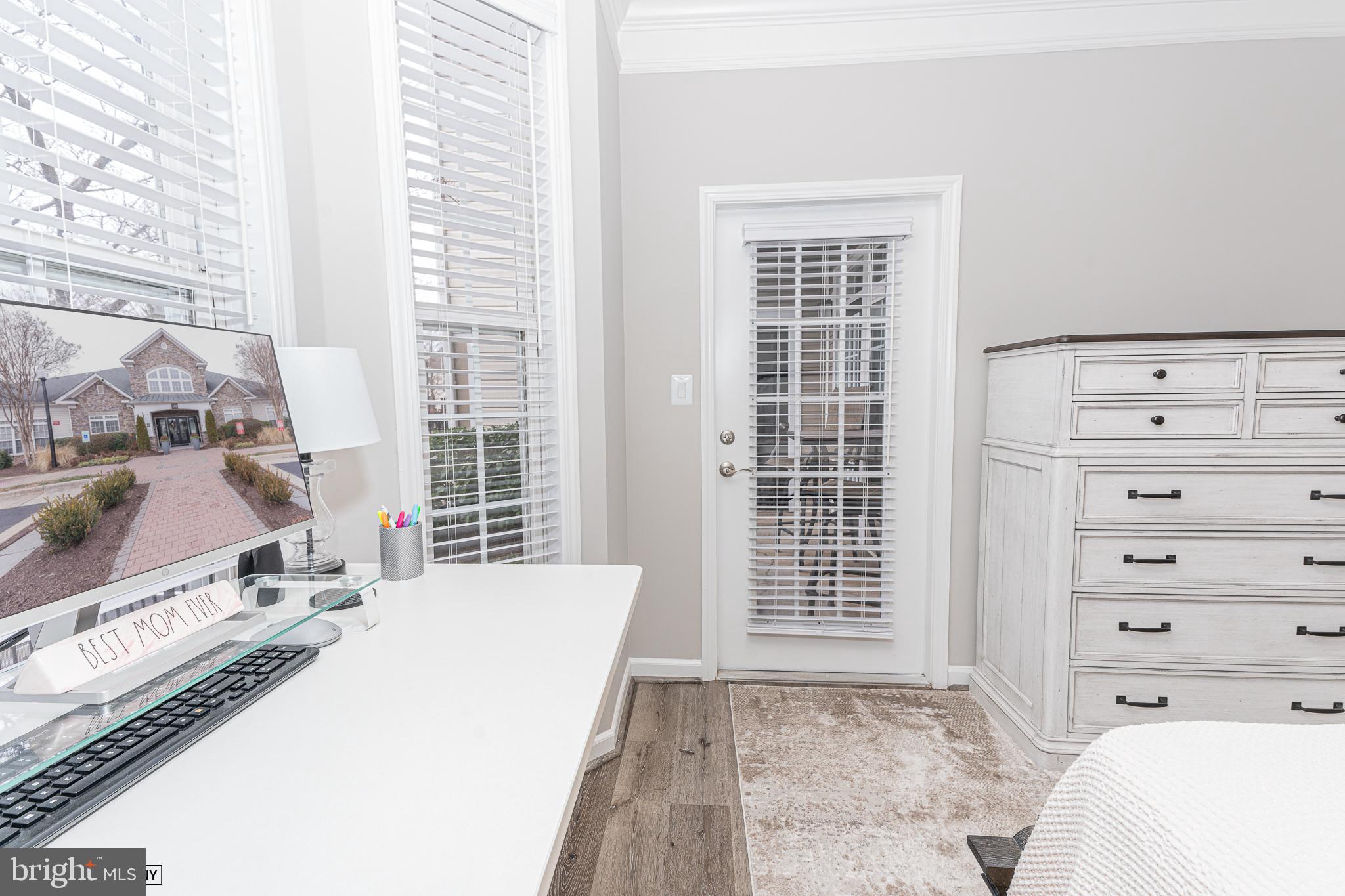 502 Sunset View Terrace Southeast, Unit 107 Leesburg, VA 20175 - Photo 10 of 26