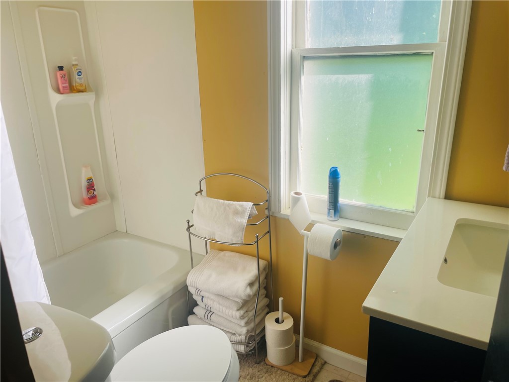 176 South Main Street Naples, NY 14512 - Photo 18 of 36