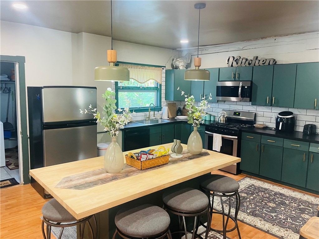 176 South Main Street Naples, NY 14512 - Photo 6 of 36