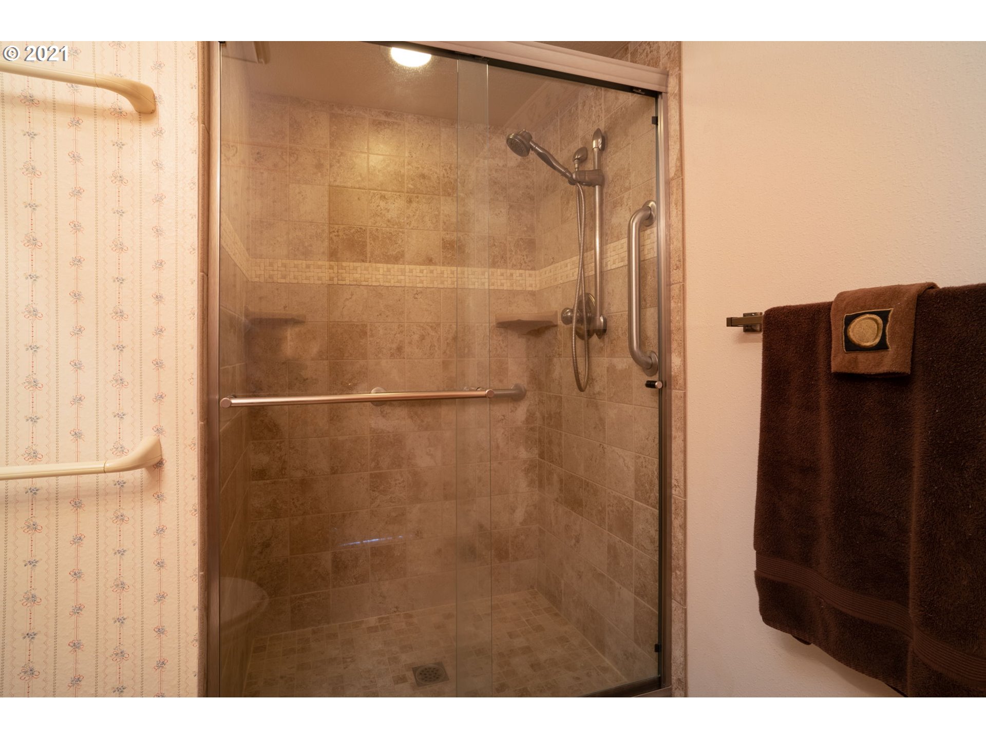 12143 Southeast 104th Court Happy Valley, OR 97015 - Photo 19 of 25