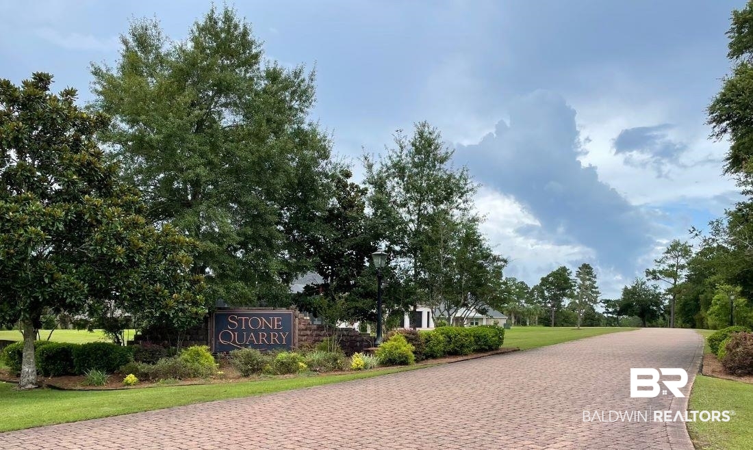 6426 East Quarry Drive Elberta, AL 36530 - Photo 16 of 19 View of home's community with a yard