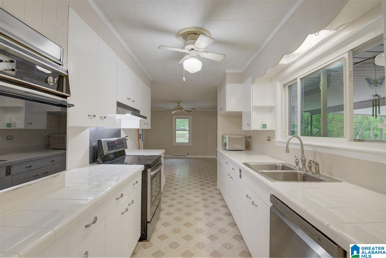 420 Avon Circle Mount Olive, AL 35117 - Photo 11 of 25