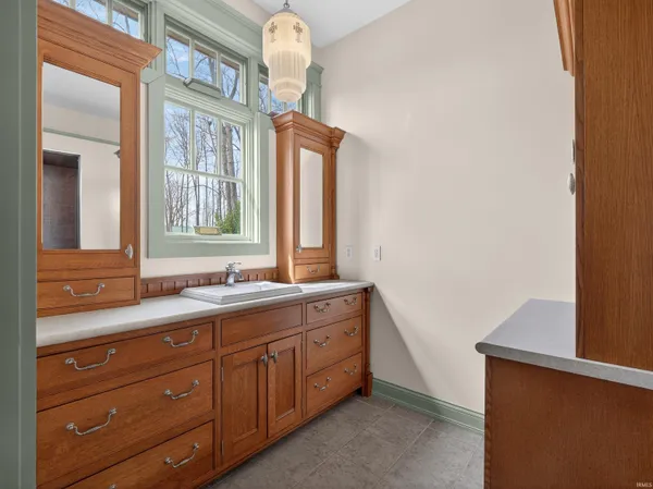 $1,100,000 | 3204 North 250 East, Fremont, IN 46737
