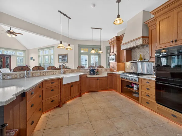 $1,100,000 | 3204 North 250 East, Fremont, IN 46737